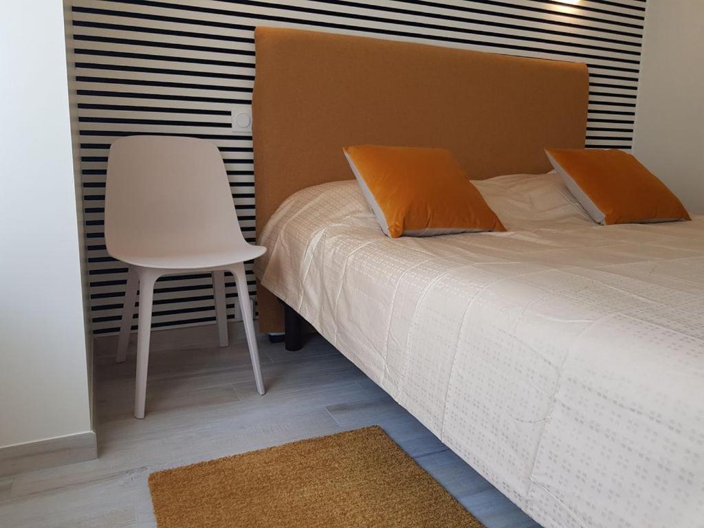 Cote Jardin - - Standing - Proche Centre Et Port * Cancale
