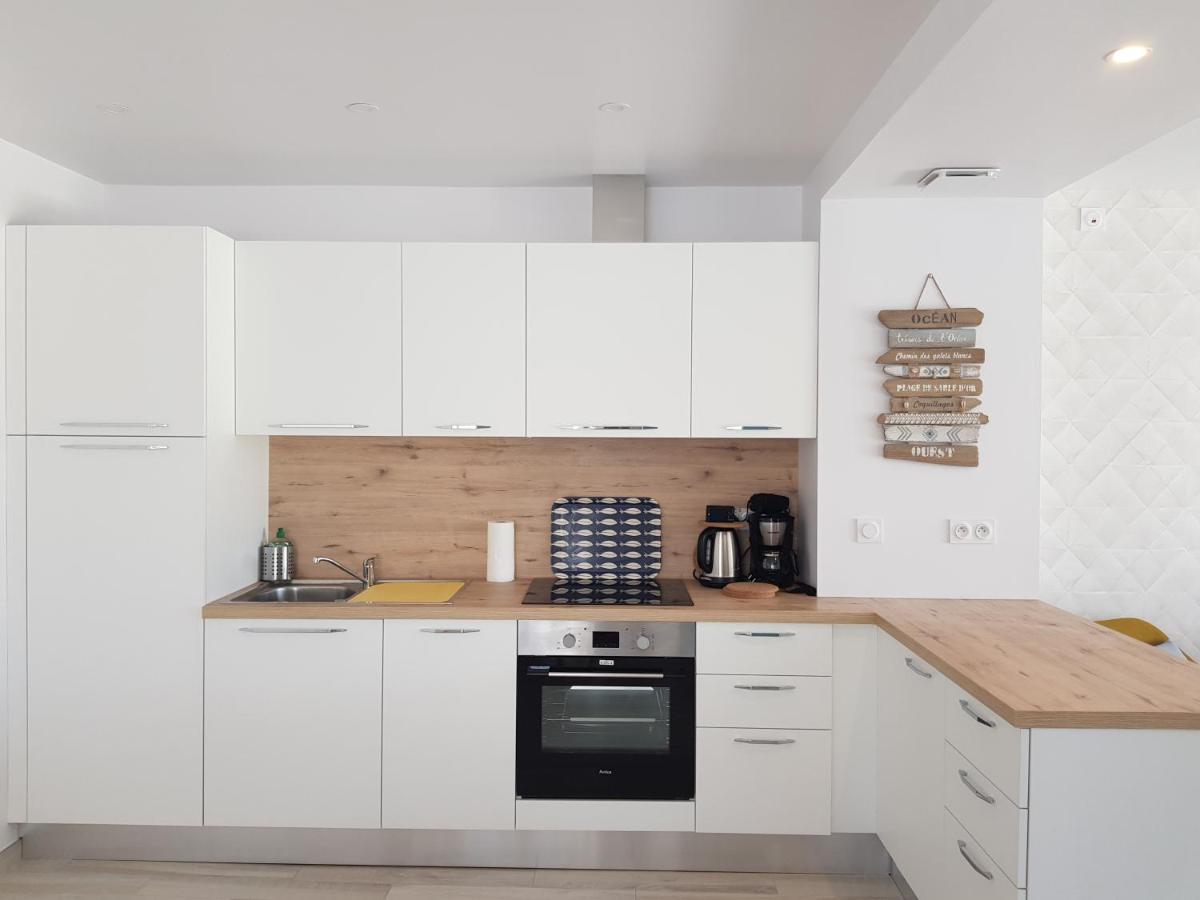 Apartment Cote Jardin - - Standing - Proche Centre Et Port *